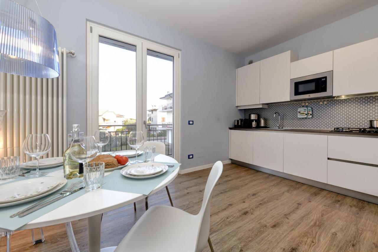 Blue Suite Apartment Σιρμιόνε Εξωτερικό φωτογραφία