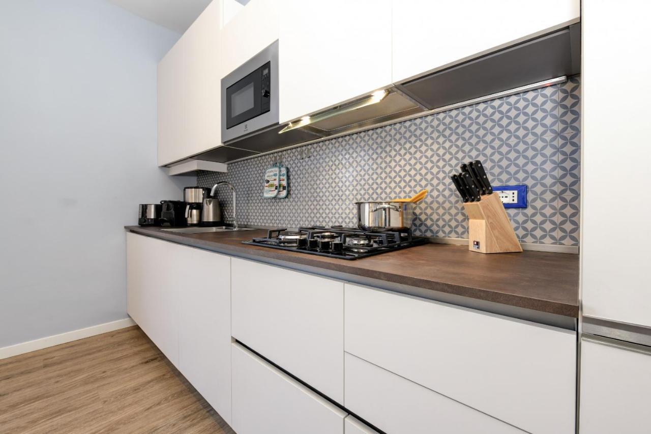 Blue Suite Apartment Σιρμιόνε Εξωτερικό φωτογραφία